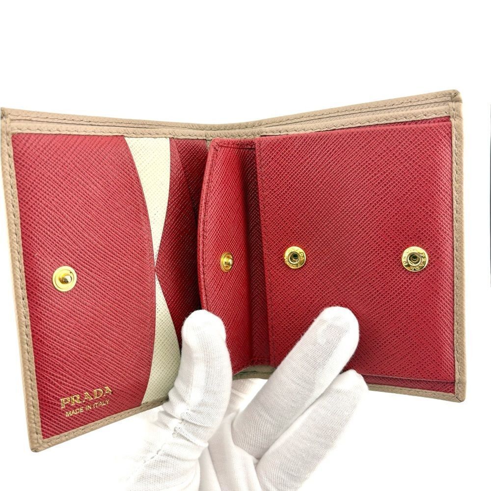 PRADA
Women's Saffiano Bi-Fold Leather Wallet in Cream - comes with box & COA - Picture 8 of 16